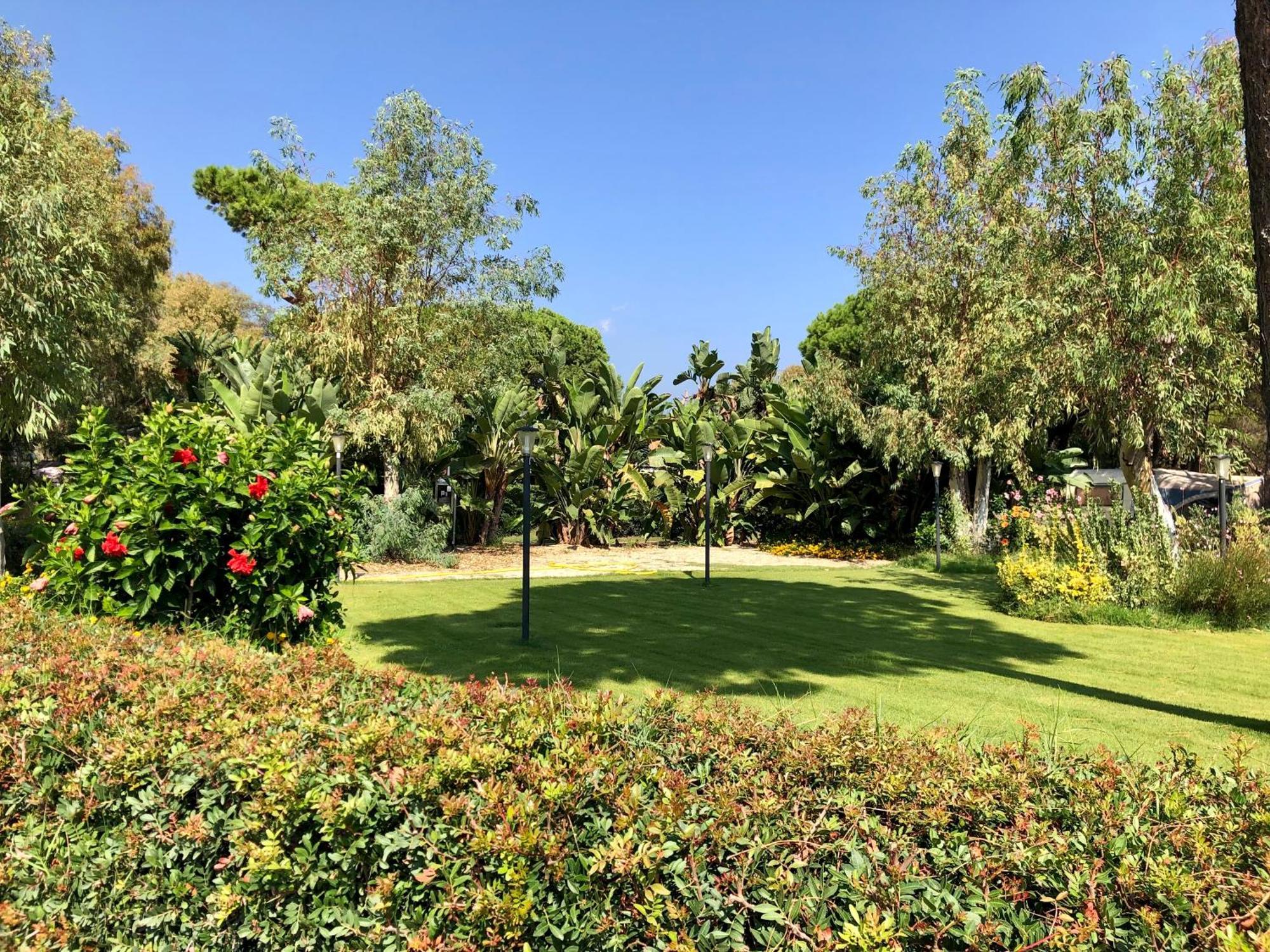 Camping Cala D'Ostia Пула Екстер'єр фото