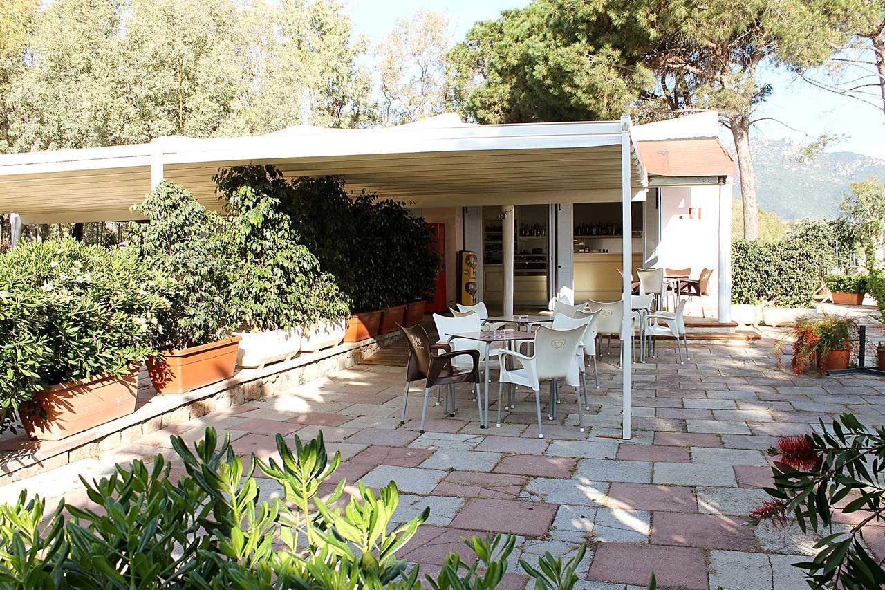 Camping Cala D'Ostia Пула Екстер'єр фото